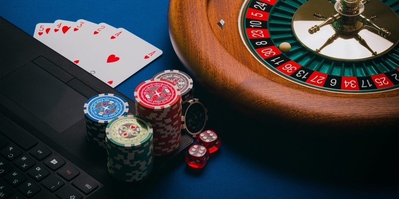 So sánh 77Win với các trang web chơi game khác - 77Win
